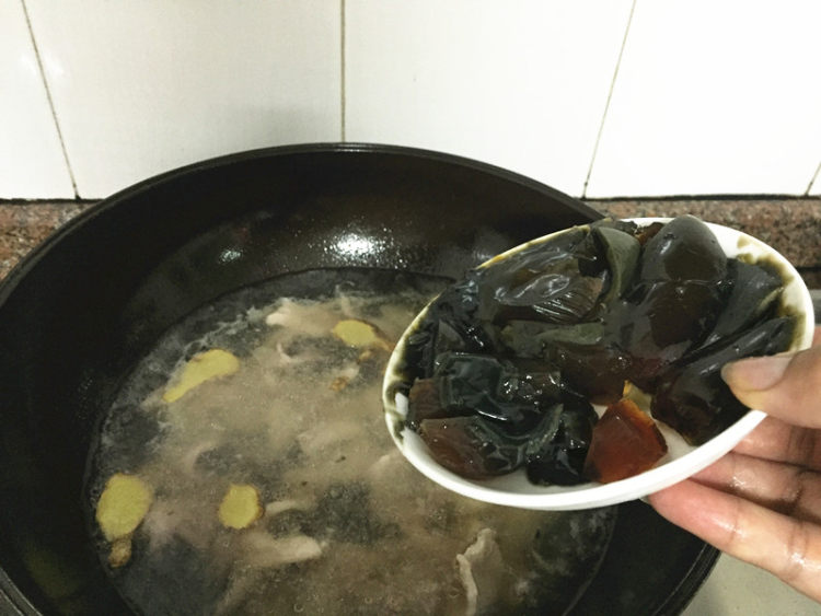皮蛋瘦肉红苋菜步骤12