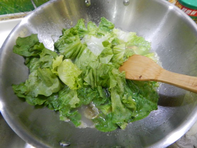生菜皮蛋汤步骤7