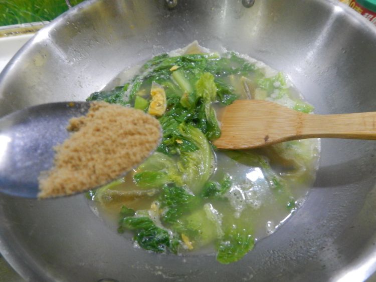 生菜皮蛋汤步骤10