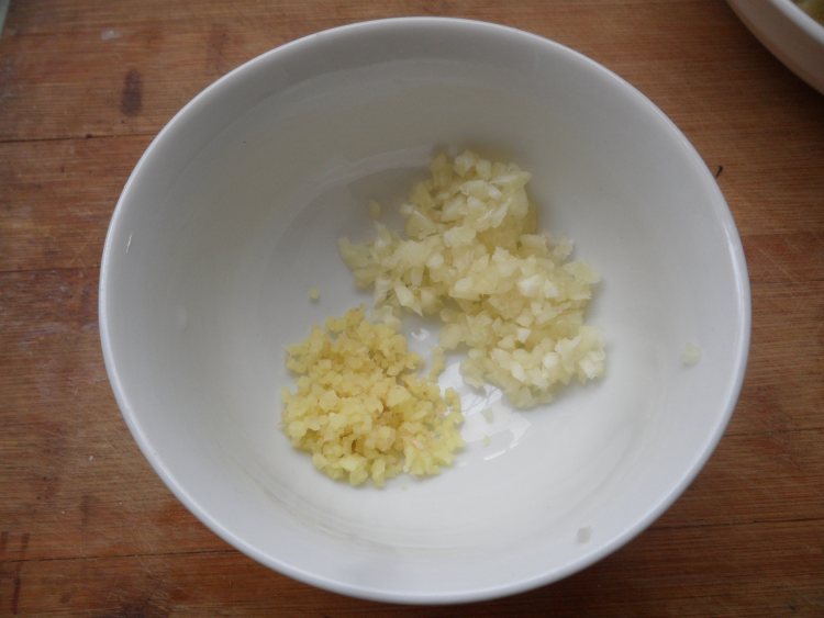 皮蛋北豆腐步骤1