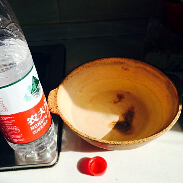 黄瓜皮蛋木耳汤步骤3