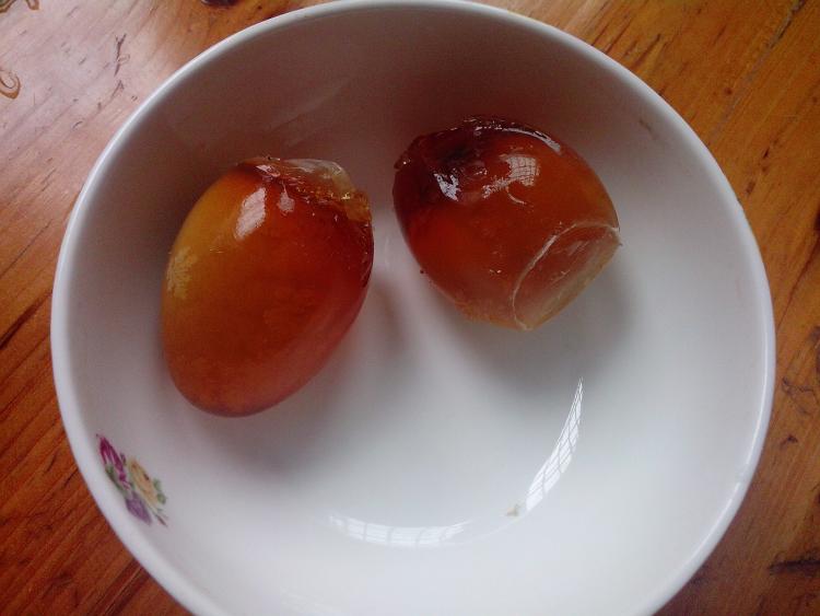 青椒拌皮蛋步骤2