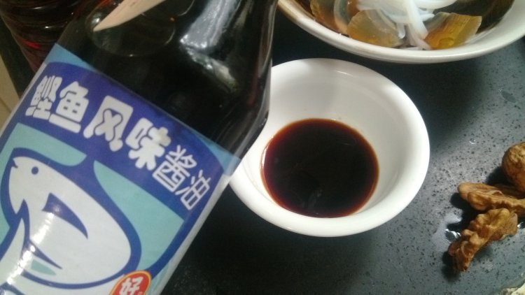 核桃凉粉拌皮蛋步骤4