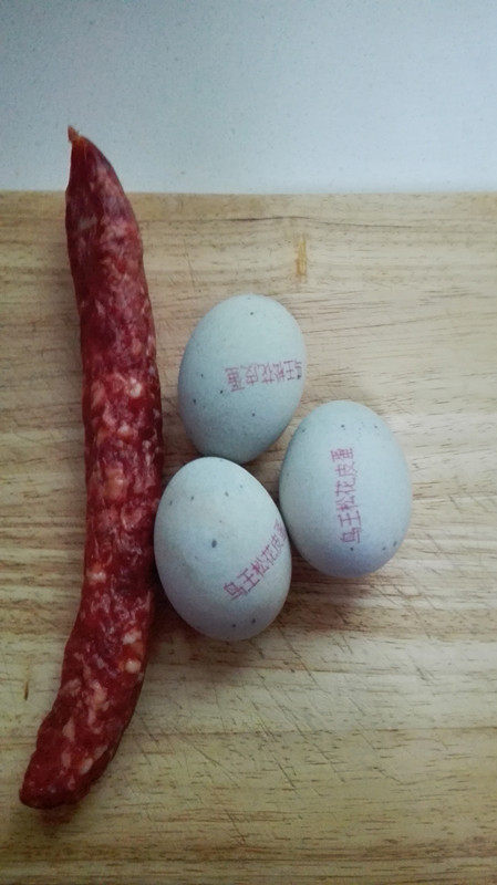 皮蛋腊肠粥步骤3