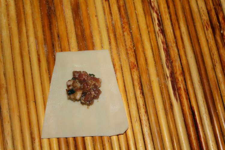皮蛋肉馄饨步骤4