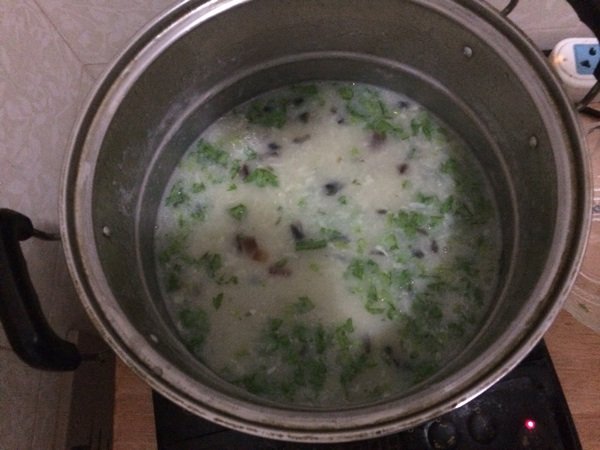 皮蛋青菜粥步骤9