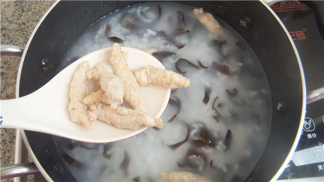皮蛋肉根粥步骤5