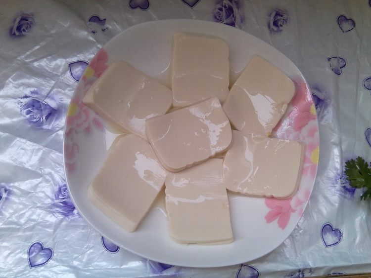 酸辣皮蛋拌豆腐步骤7