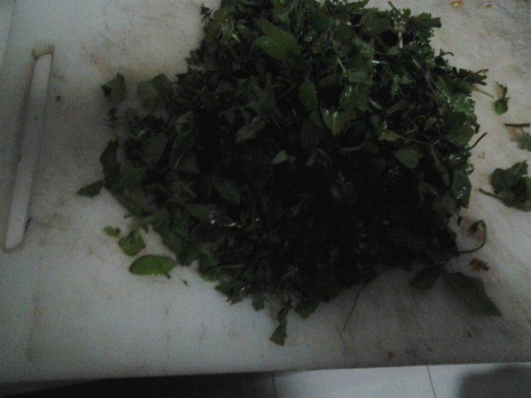 皮蛋荠菜粥步骤4