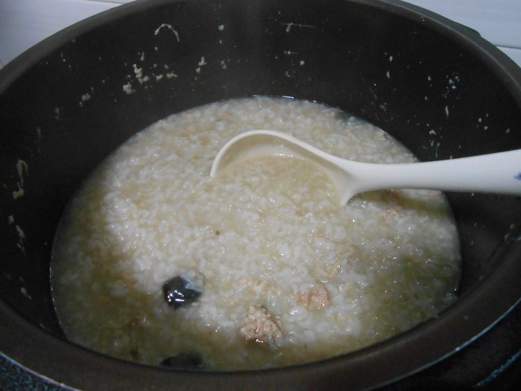 皮蛋肉末粥步骤9