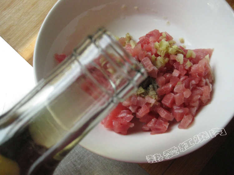 皮蛋瘦肉二米粥步骤4
