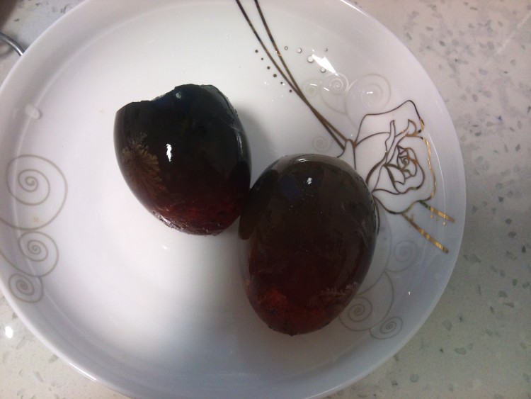 香干拌皮蛋步骤3