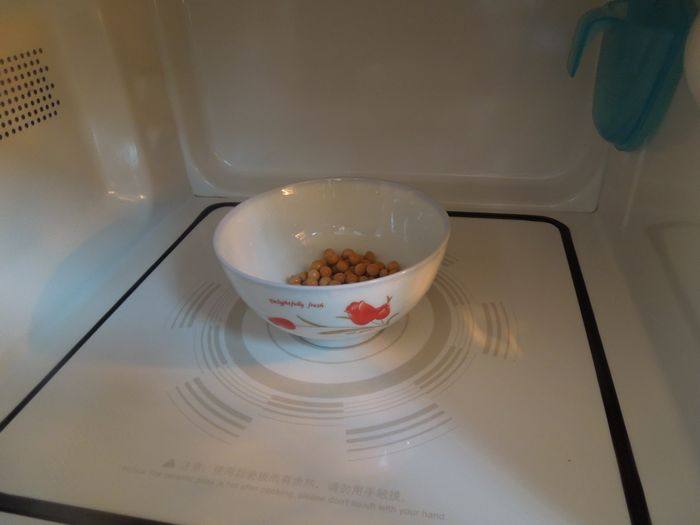 青瓜豆腐拌皮蛋步骤2