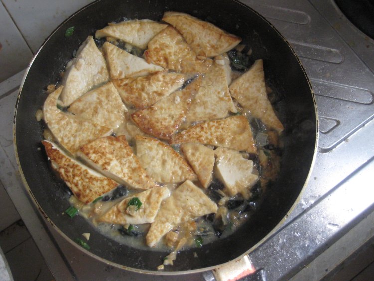 皮蛋油渣豆腐步骤10