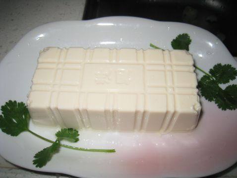 鸳鸯蛋拌豆腐步骤3