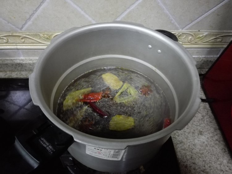 香辣卤鸡腿步骤4
