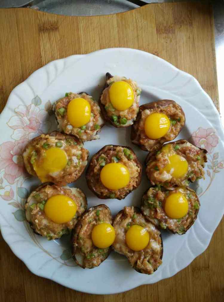 香菇肉末蒸鹌鹑蛋步骤5