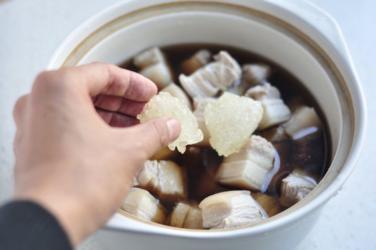 花雕红烧肉鹌鹑蛋步骤6