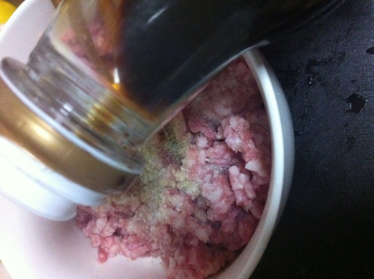 菰米肉蛋酿香菇步骤6
