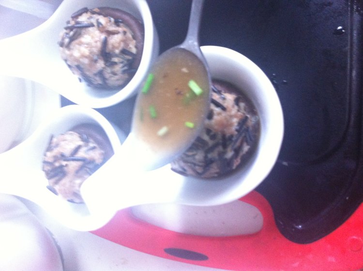 菰米肉蛋酿香菇步骤22