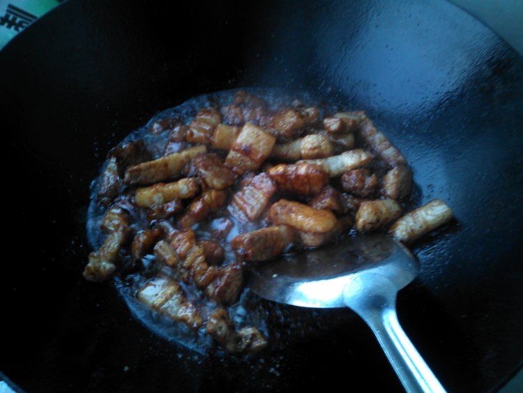 红烧肉炖鹌鹑蛋步骤6