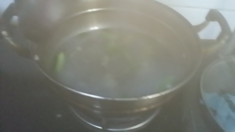 煮鹌鹑蛋步骤2