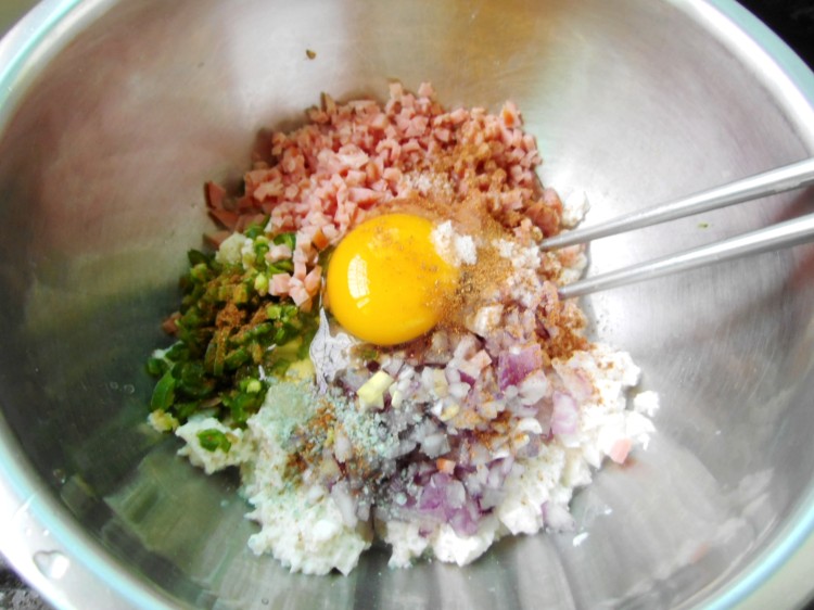 鹌鹑蛋豆腐丸子步骤4