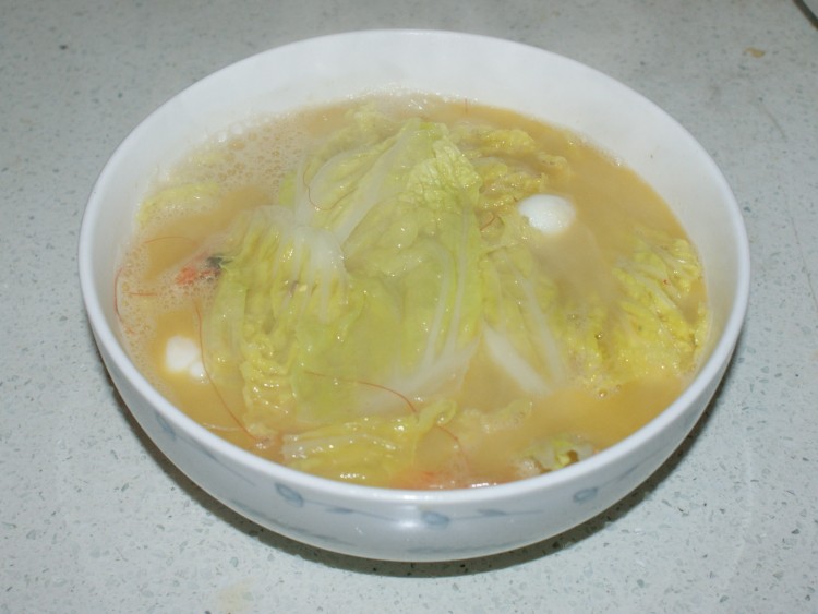 虾头鹌鹑蛋白菜汤步骤5