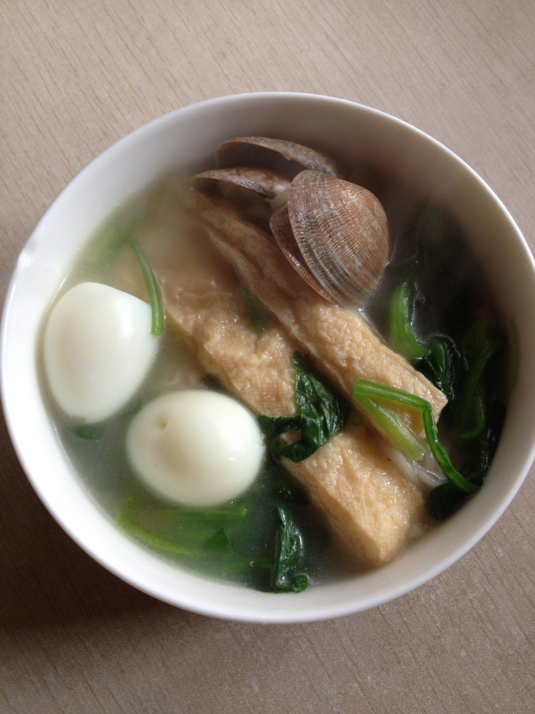 油豆条蛤蜊面步骤5
