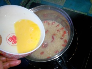枸杞酒酿蛋步骤5