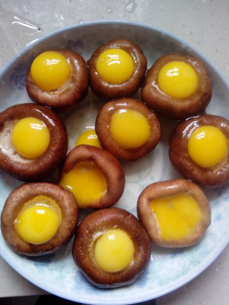 蘑菇蛋步骤2
