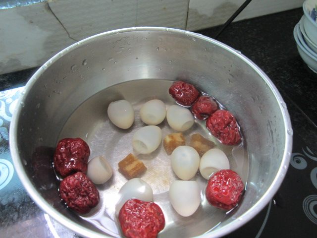 红枣煮蛋步骤3