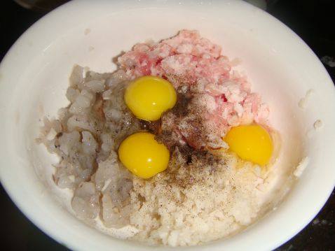 肉末酿香菇步骤2