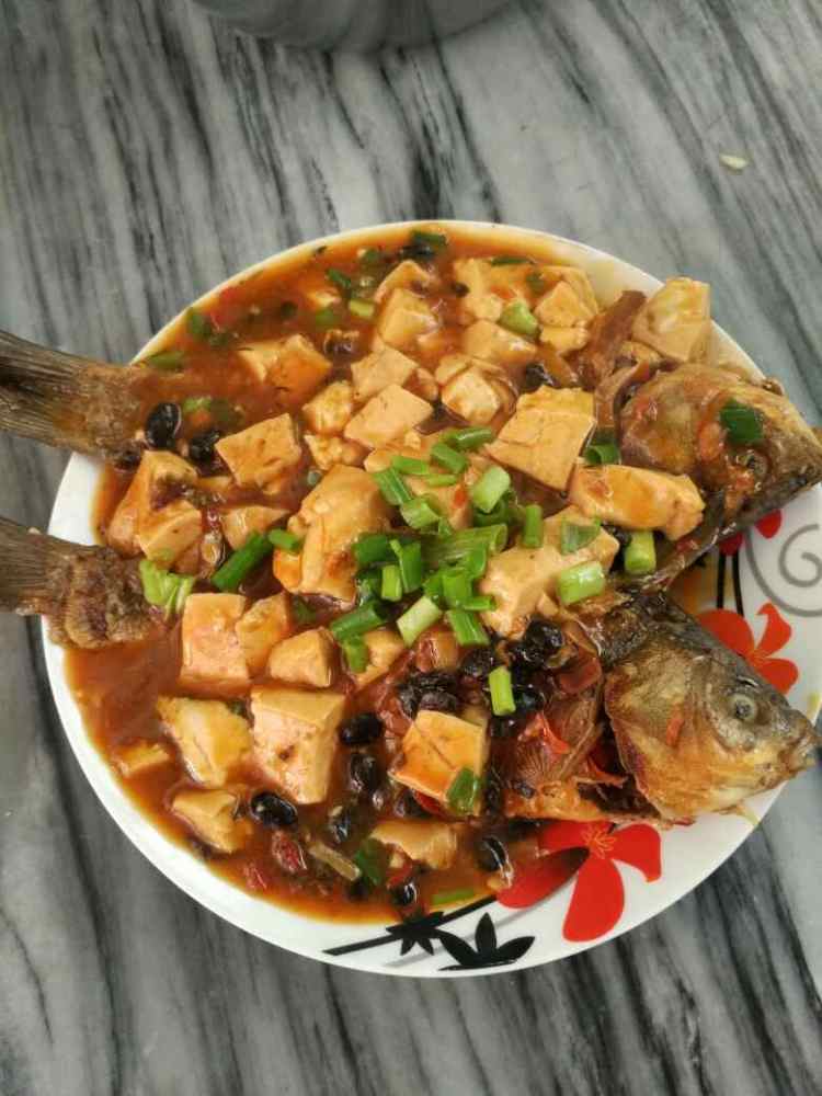 豆豉鲫鱼烧豆腐步骤8