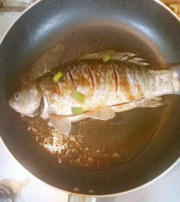 豆豉鲫鱼步骤4