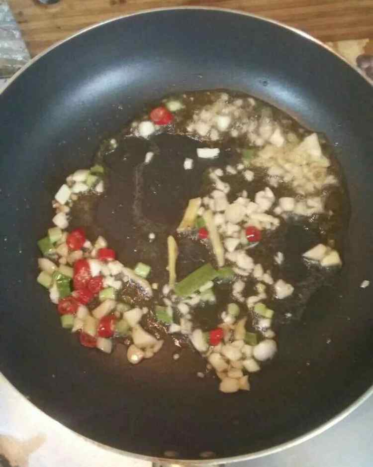 豆豉鲫鱼步骤5