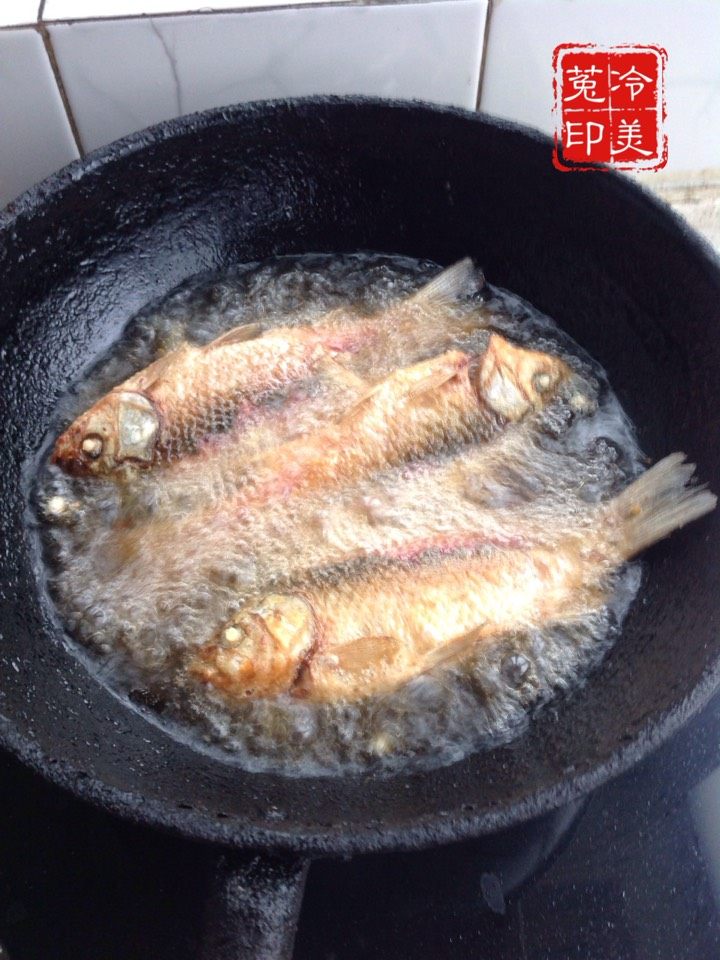 #美味的朋友#红烧鲫鱼步骤9