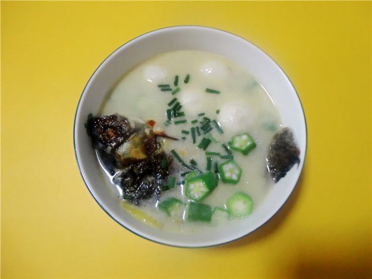 【儿童美食】秋葵鲫鱼步骤7