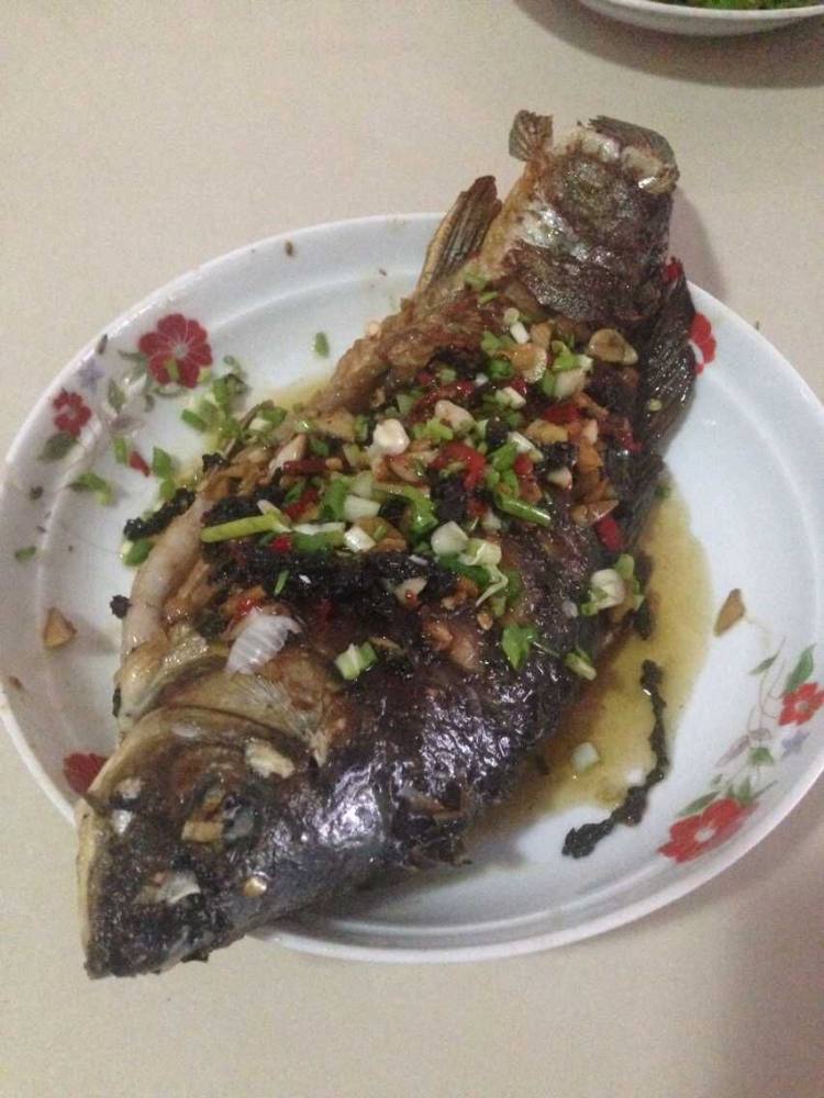 干煎鲫鱼步骤8