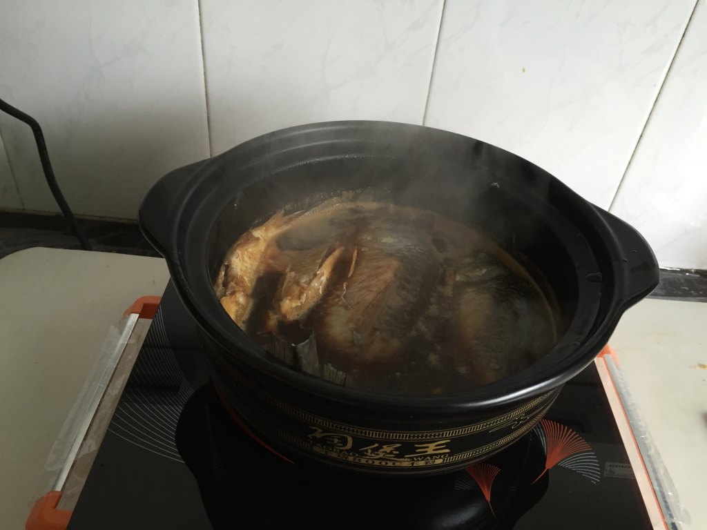 粉丝鲫鱼煲步骤6