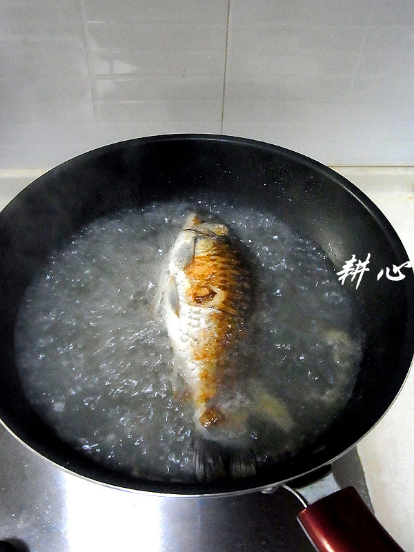 油面筋木耳汤步骤4