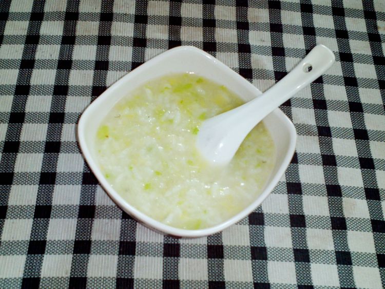 黄豆芽鲫鱼汤粥步骤13