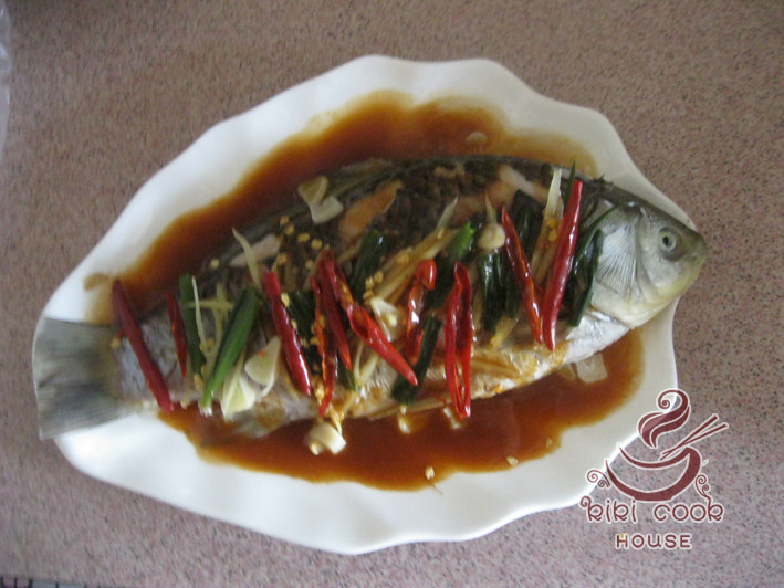 浇汁鲫鱼步骤7