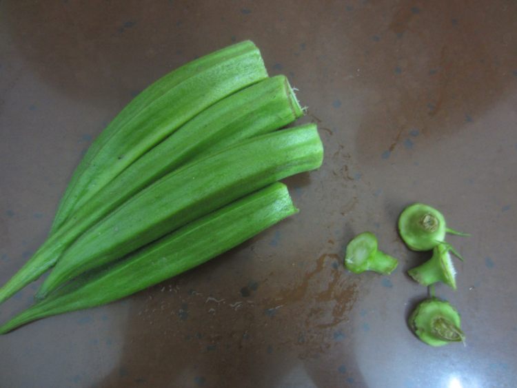 秋葵鲫鱼蒸饭步骤14
