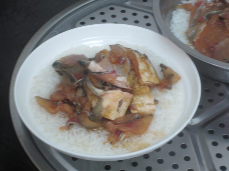 秋葵鲫鱼蒸饭步骤17