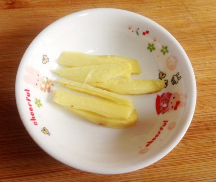 胡萝卜鲫鱼汤步骤3