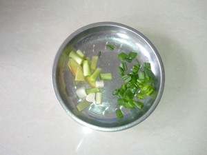 平菇鲫鱼汤步骤4