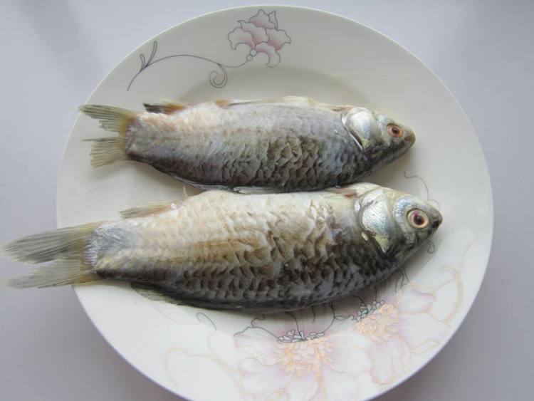 鲫鱼面步骤2