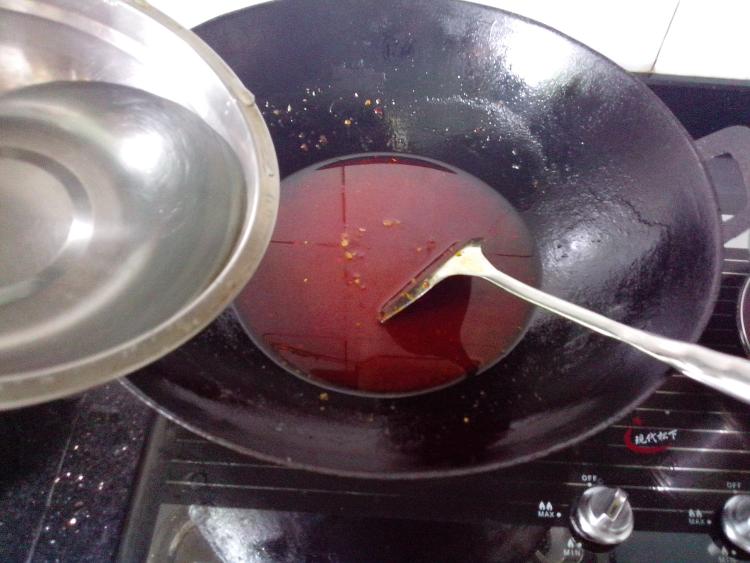 汁水鲫鱼步骤8
