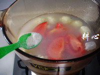 番茄菜花鲫鱼汤步骤7
